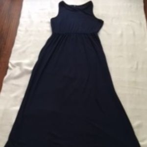 Effortless Navy Maxi-Dress - w/pockets!